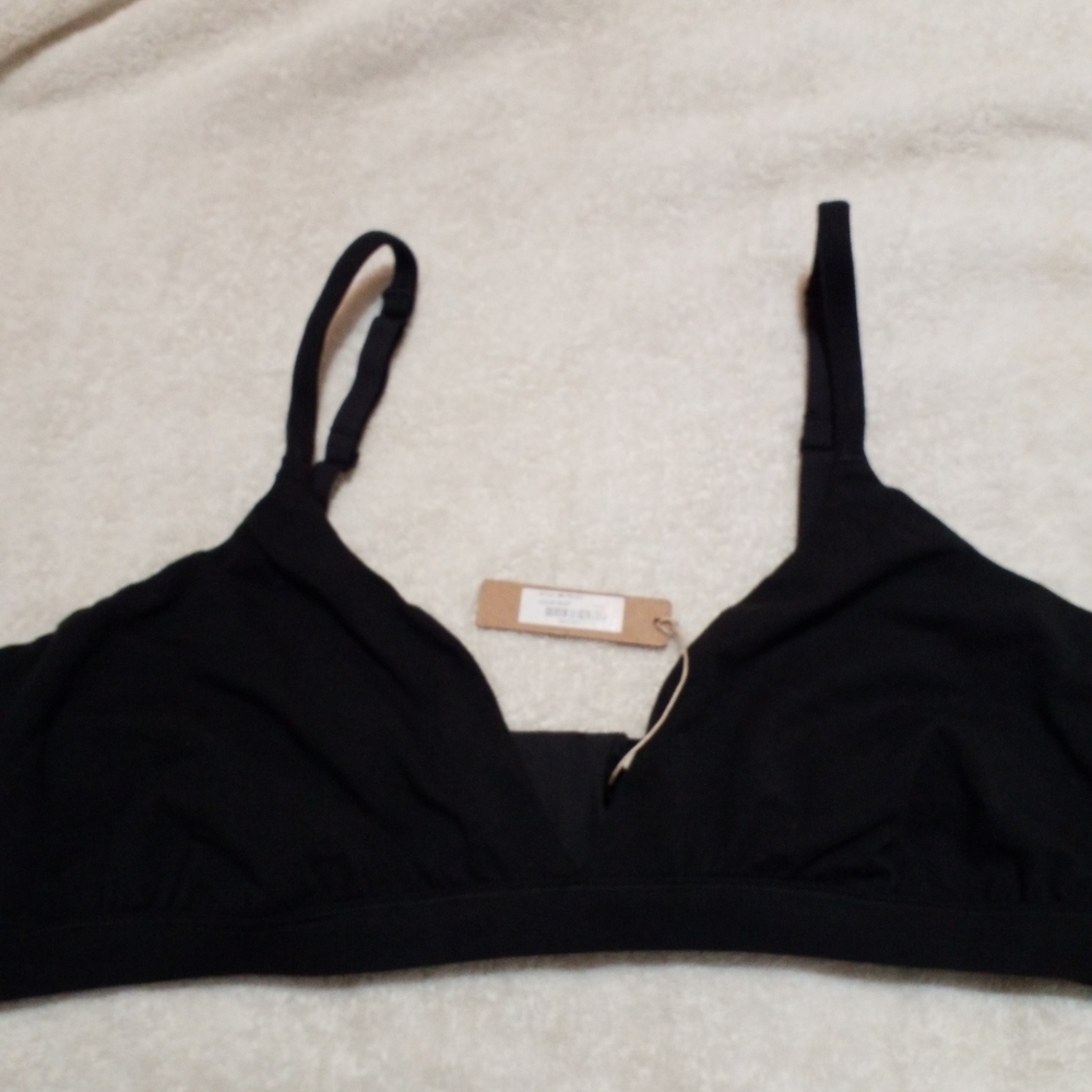 Skims bra
